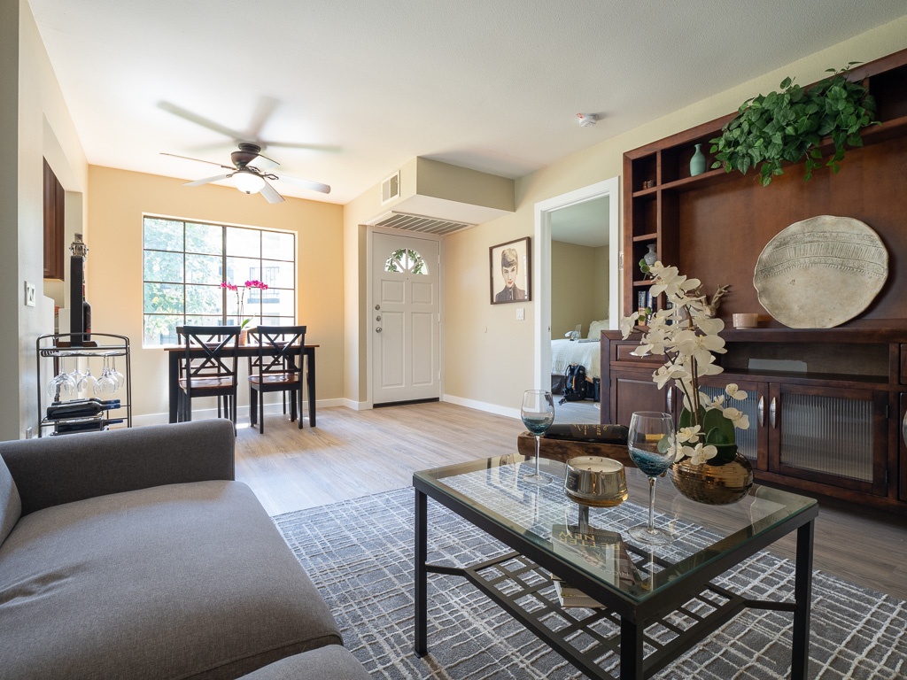 13207 Wimberly Square