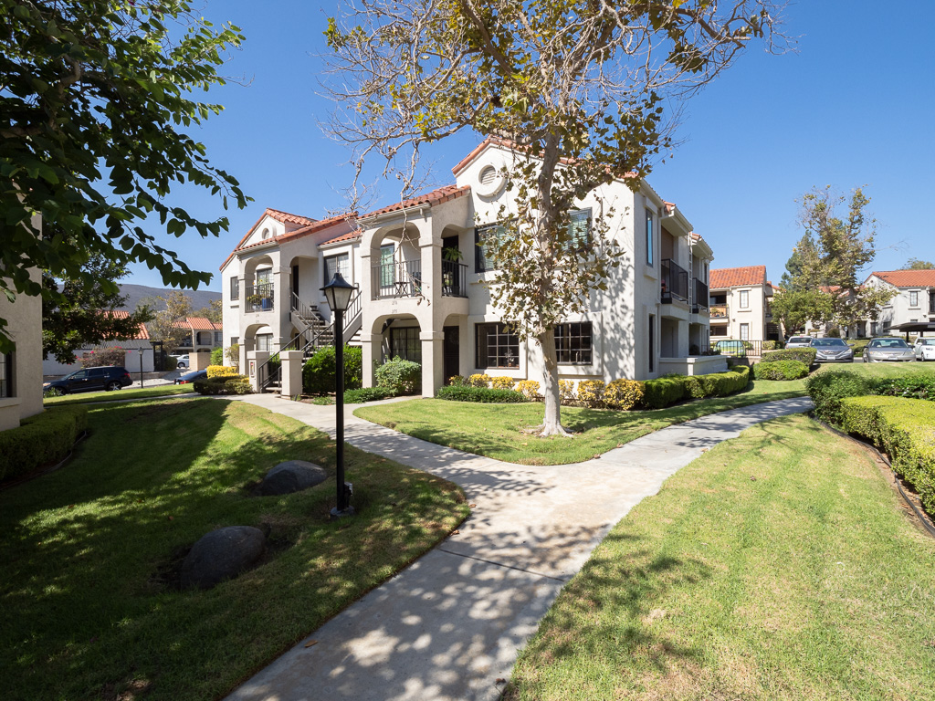 13207 Wimberly Square
